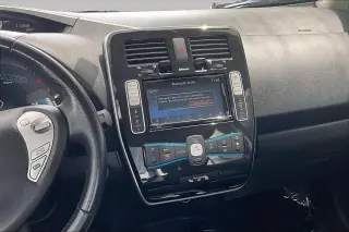 Nissan LEAF 2016 SV 4dr Hatchback