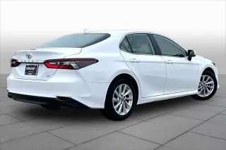 Toyota Camry 2024 LE 4dr Sedan