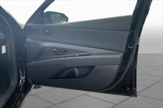 Hyundai ELANTRA Hybrid 2025 Limited 4dr Sedan