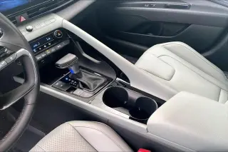 Hyundai ELANTRA Hybrid 2025 Limited 4dr Sedan