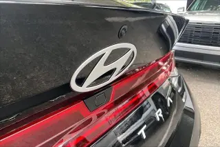 Hyundai ELANTRA Hybrid 2025 Limited 4dr Sedan