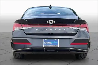 Hyundai ELANTRA Hybrid 2025 Limited 4dr Sedan