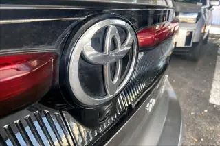 Toyota Crown 2024 AWD Limited 4dr Sedan