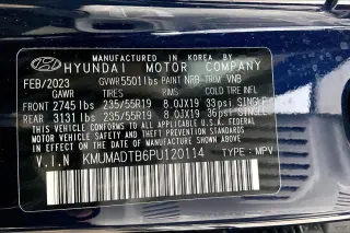 Genesis GV70 2023 AWD 2.5T Standard 4dr SUV