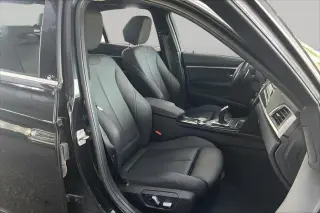 BMW 3 Series 2018 330i 4dr Sedan