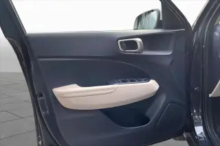 Hyundai VENUE 2025 Limited 4dr Crossover