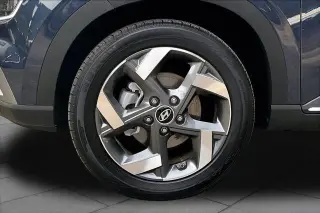 Hyundai VENUE 2025 Limited 4dr Crossover