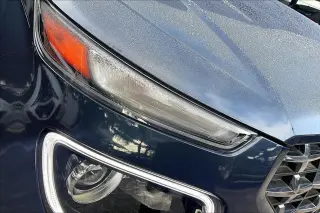 Hyundai VENUE 2025 Limited 4dr Crossover
