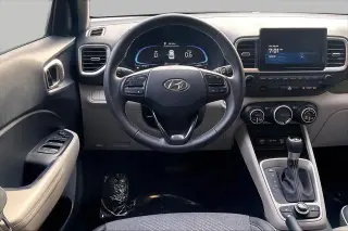 Hyundai VENUE 2025 Limited 4dr Crossover