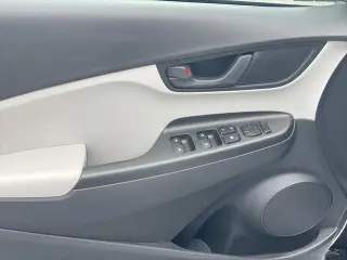 Hyundai KONA 2023 SEL 4dr Crossover