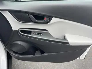 Hyundai KONA 2023 SEL 4dr Crossover