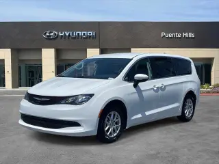 Chrysler Voyager 2023 LX 4dr Mini-Van
