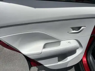 Hyundai KONA 2025 SE 4dr Crossover