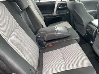 Toyota 4Runner 2022 4x2 SR5 4dr SUV