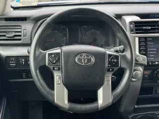 Toyota 4Runner 2022 4x2 SR5 4dr SUV