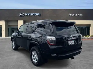 Toyota 4Runner 2022 4x2 SR5 4dr SUV