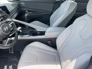 Hyundai ELANTRA 2025 Limited 4dr Sedan