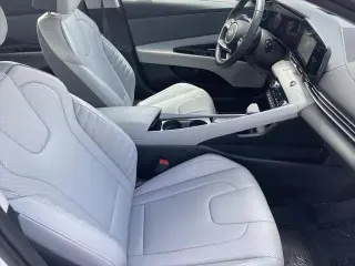 Hyundai ELANTRA 2025 Limited 4dr Sedan