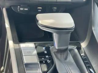Hyundai ELANTRA 2025 Limited 4dr Sedan