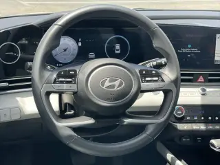 Hyundai ELANTRA 2025 Limited 4dr Sedan