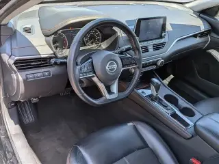 Nissan Altima 2020 2.5 SR 4dr Sedan