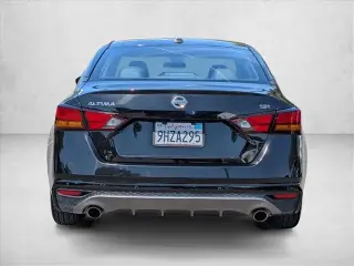 Nissan Altima 2020 2.5 SR 4dr Sedan