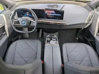 BMW iX 2023 AWD xDrive50 4dr Sports Activity Vehicle