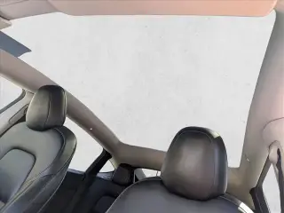Tesla Model Y 2021 AWD Long Range 4dr Crossover