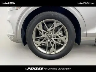 Genesis GV70 2024 AWD 2.5T Standard 4dr SUV