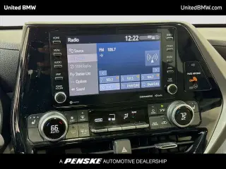 Toyota Highlander 2020 XLE 4dr SUV