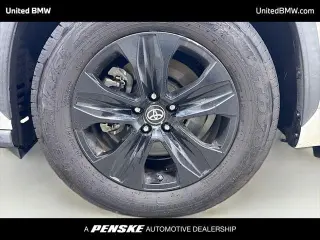 Toyota Highlander 2020 XLE 4dr SUV