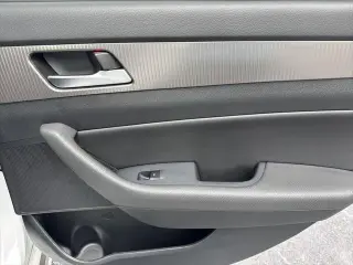 Hyundai SONATA 2018 Limited 2.0T 4dr Sedan
