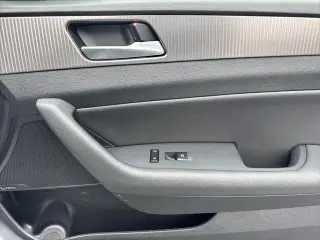 Hyundai SONATA 2018 Limited 2.0T 4dr Sedan