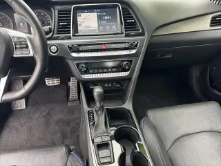 Hyundai SONATA 2018 Limited 2.0T 4dr Sedan