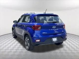 Hyundai VENUE 2025 SEL 4dr Crossover
