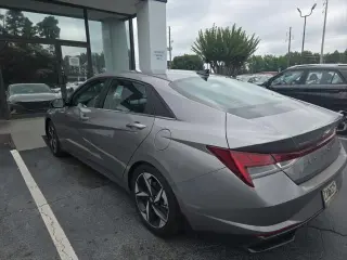 Hyundai ELANTRA Hybrid 2023 Limited 4dr Sedan