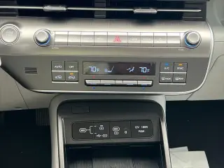 Hyundai KONA 2024 Limited 4dr Crossover