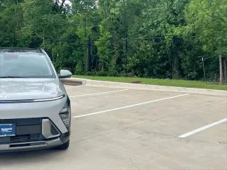 Hyundai KONA 2024 Limited 4dr Crossover