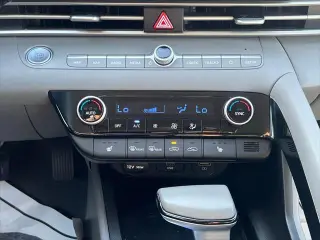 Hyundai ELANTRA 2023 SEL 4dr Sedan SULEV