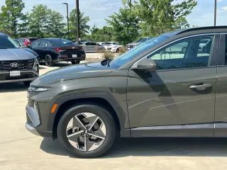 Hyundai TUCSON 2025 SEL 4dr SUV