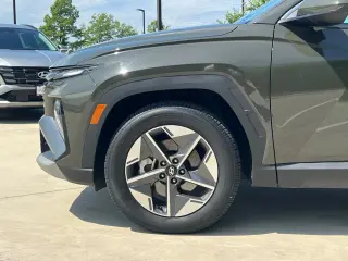 Hyundai TUCSON 2025 SEL 4dr SUV