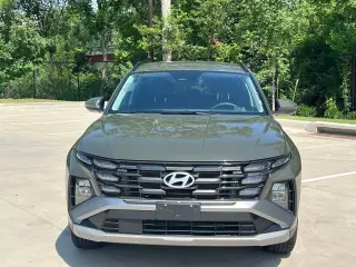 Hyundai TUCSON 2025 SEL 4dr SUV