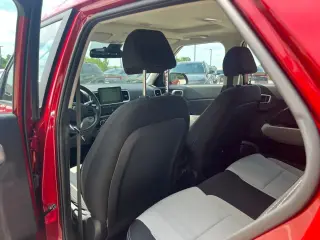 Hyundai VENUE 2025 SEL 4dr Crossover
