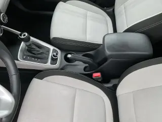 Hyundai VENUE 2025 SEL 4dr Crossover