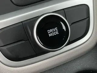Hyundai VENUE 2025 SEL 4dr Crossover