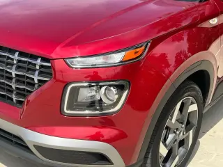 Hyundai VENUE 2025 SEL 4dr Crossover