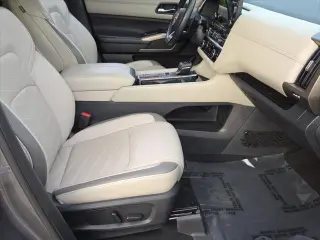 Nissan Pathfinder 2022 Platinum 4dr SUV