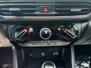 Hyundai KONA 2023 SE 4dr Crossover
