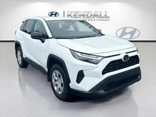 Toyota RAV4 2024 LE 4dr SUV