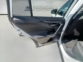 Toyota RAV4 2024 XLE 4dr SUV